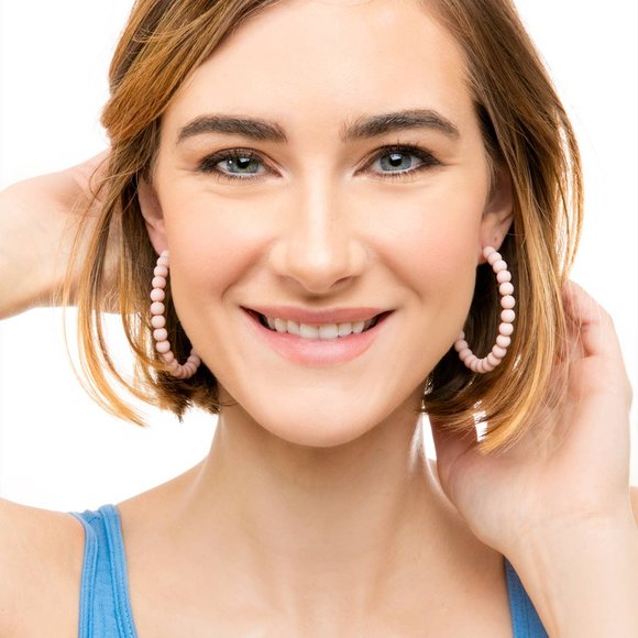 🌸 Spring Matte Pastel Beaded Hoop Earrings - Choose Lavender or Rose! 🌸 - Picture 4 of 4